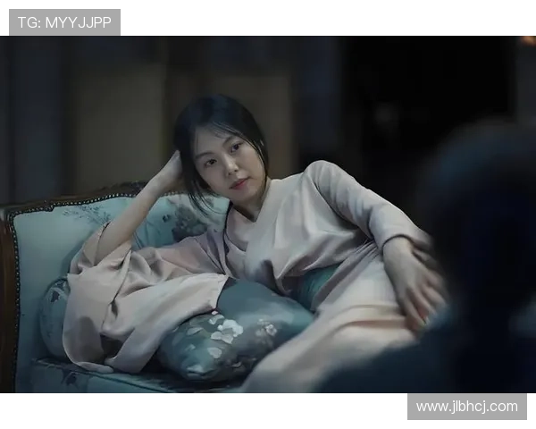 《黑皮书》：当艺术与真相的界限模糊，一场关于人性与选择的视觉盛宴